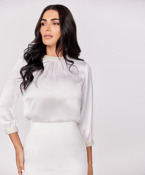 Trim Attached Three Quarter Sleeve White Top