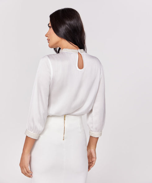 Trim Attached Three Quarter Sleeve White Top