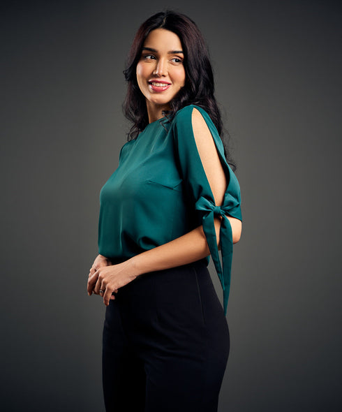 Pearl Attched Sleeve Tie Chiffon Top