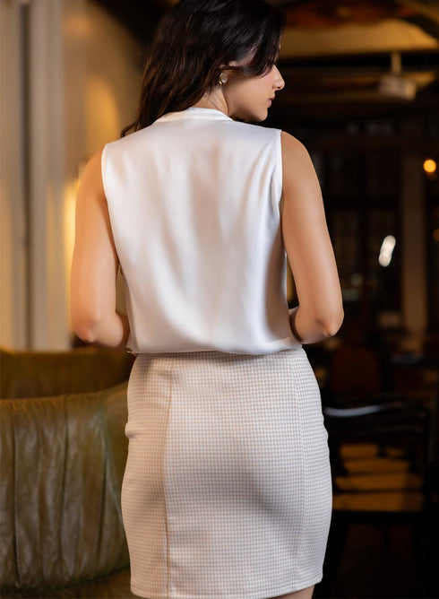 Sleeveless Deep V Neck Short Top