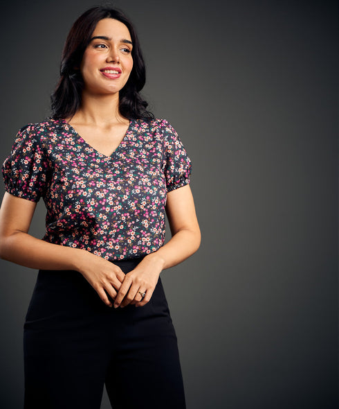 Vneck Sleeve Elasticated Printed Top