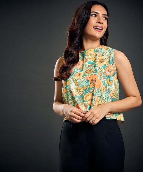 Sleeveless Flared Printed Chiffon Crop Top