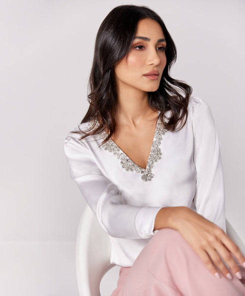 Trim Attached Long Sleeve White Top