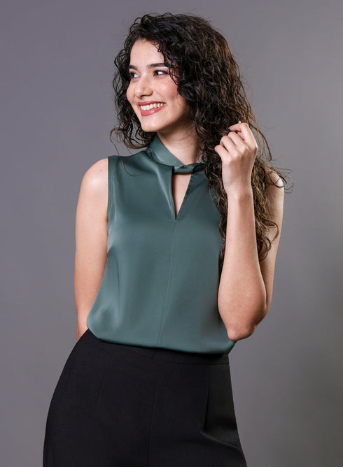 Twisted Neck Sleeveless Top - Green