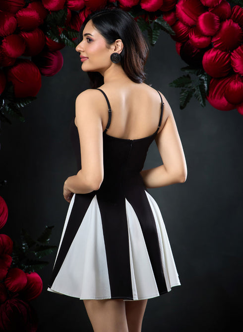 Sweetheart Neckline Paneled Mini Dress