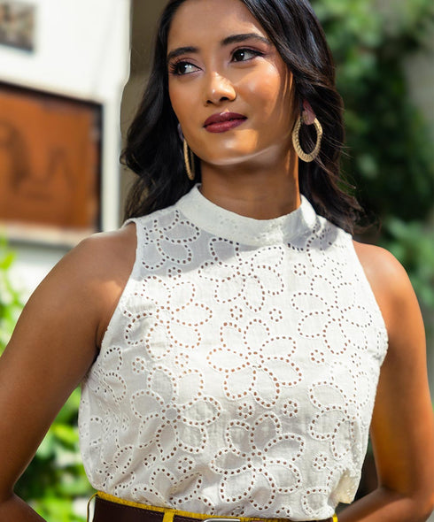 High Neck Sleeveless Cutlon Top