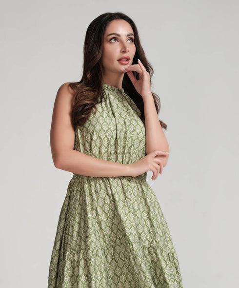 Waist And Neck Detailed Printed Dress-Green Printed