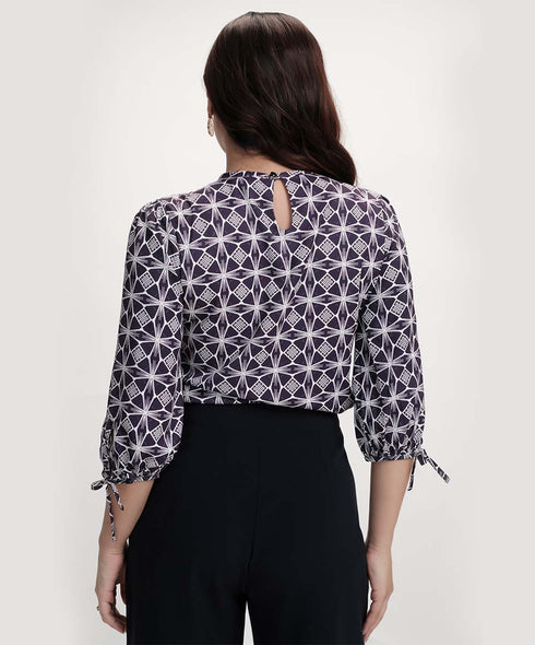 Neck Detailed Half Sleeve Printed Top