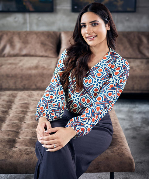 Vneck Chiffon Lantern Sleeve Blouse