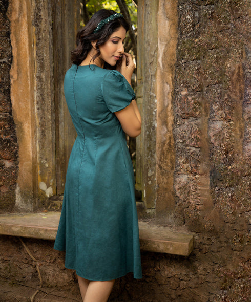 Teal Puffed Sleeve Out Seam Linen Dress