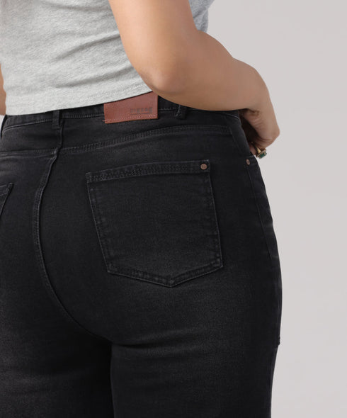 Cool Girl Crop Jeans