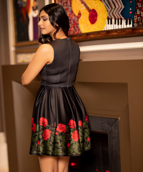 Red Rose Border Printed Black Sleeveless Dress
