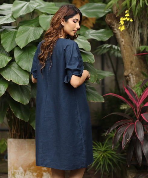 Flap Detailed Linen Shift Dress