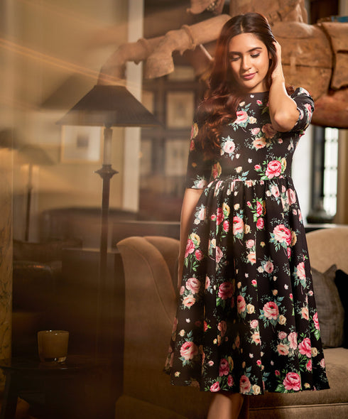 Round Neck Gathered Skirt Printed Dress